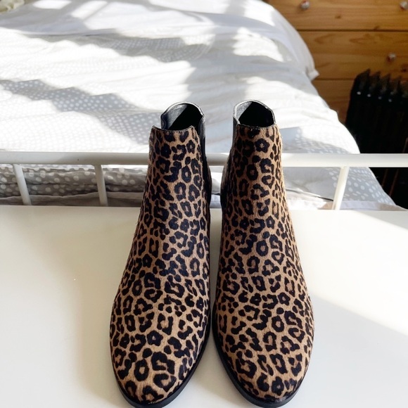 Cole Hann Gia Animal Print Western Calf Hair Chunky Heel Ankle Boots Size 8 - Picture 3 of 8